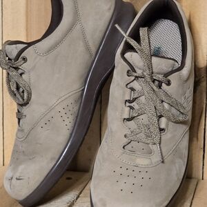 SAS Women's Taupe Suede Lace-Up Flats